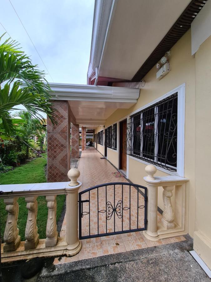 La-Familia Guest House Siquijor Exterior foto